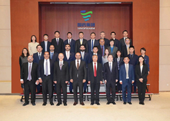 2023年10月26日，國藥集團黨委書記、董事長劉敬楨在京會見到訪的巴林王國政府及工商代表團